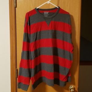 Long sleeve shirt *** 2 for $15 ***